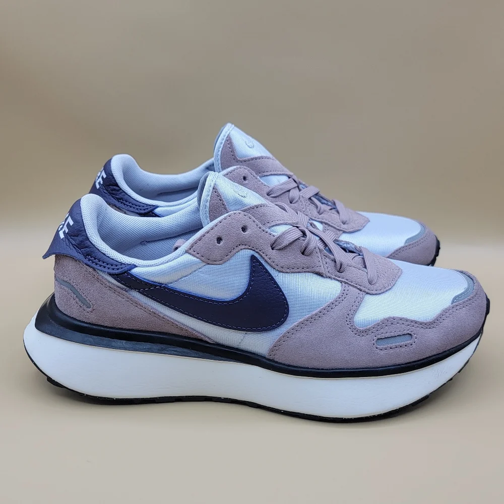 Nike women phoenix